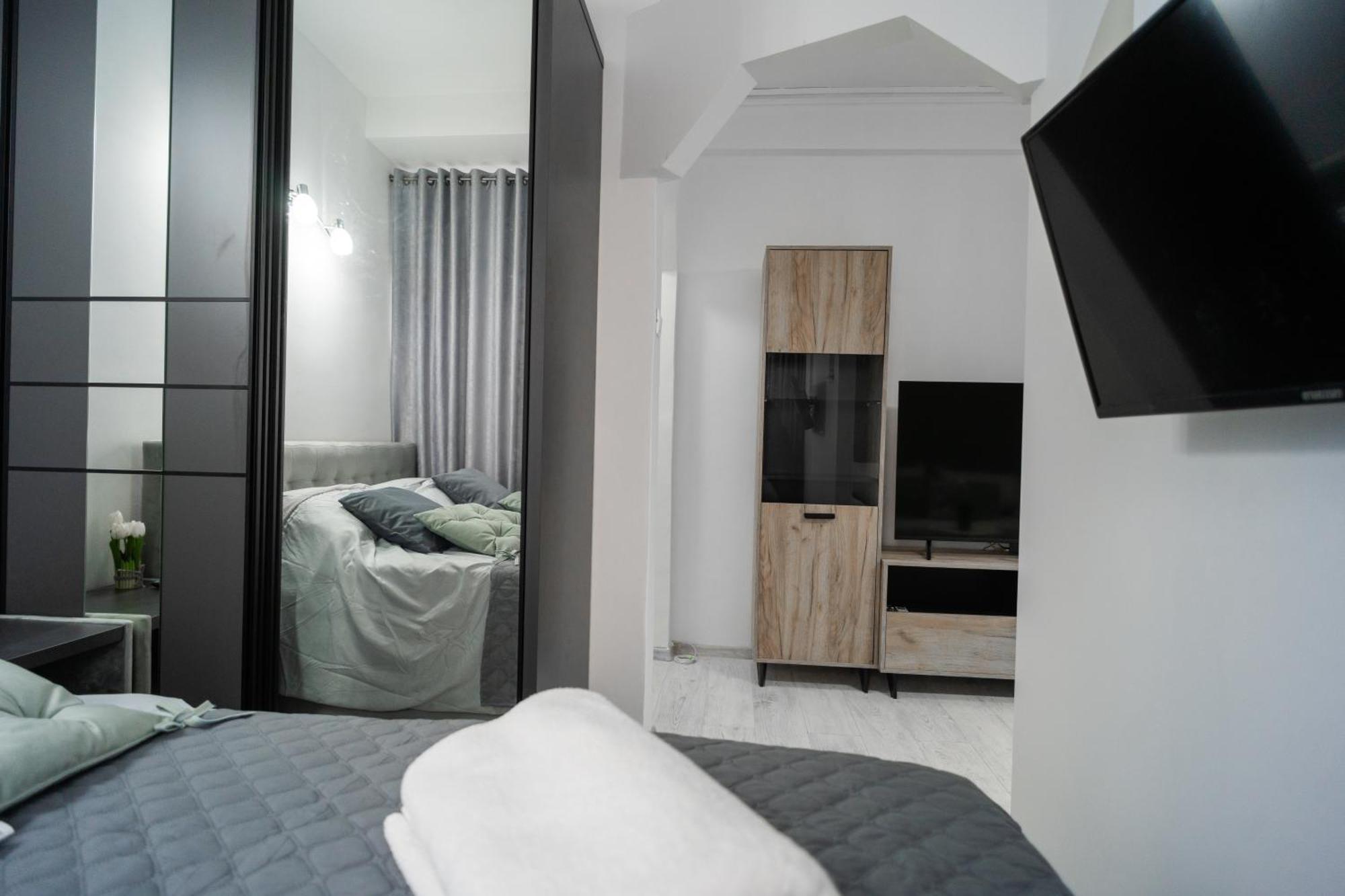 Ultra Central Cozy Apartment Schitu - Cismigiu Park ブカレスト エクステリア 写真
